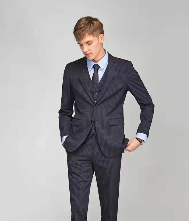 長(zhǎng)沙炭河服飾有限公司,長(zhǎng)沙西服定制公司,工作服定制,沖鋒衣定制,T恤定制 長(zhǎng)沙炭河服飾有限公司,長(zhǎng)沙西服定制公司,工作服定制,沖鋒衣定制,T恤定制