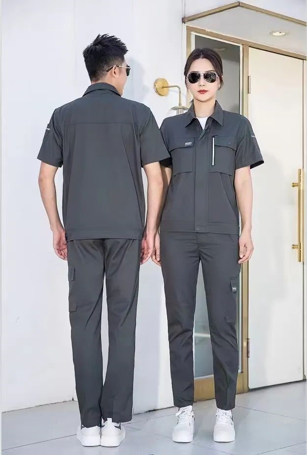 長(zhǎng)沙炭河服飾有限公司,長(zhǎng)沙西服定制公司,工作服定制,沖鋒衣定制,T恤定制