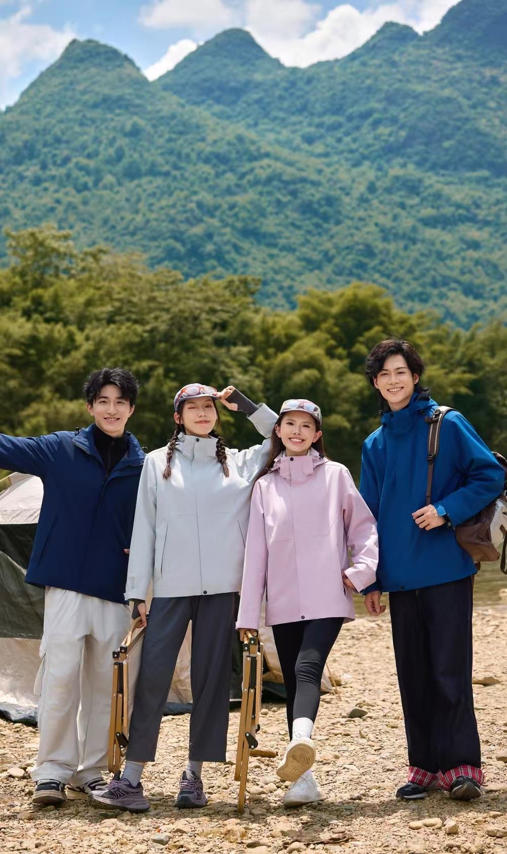 長沙炭河服飾有限公司,長沙西服定制公司,工作服定制,沖鋒衣定制,T恤定制